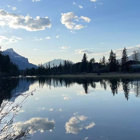 Unit #303 Mountain View 1Br In Canmore Downtown Eksteriør bilde