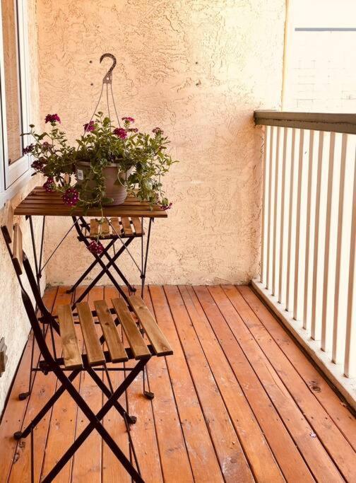 Unit #303 Mountain View 1Br In Canmore Downtown Eksteriør bilde