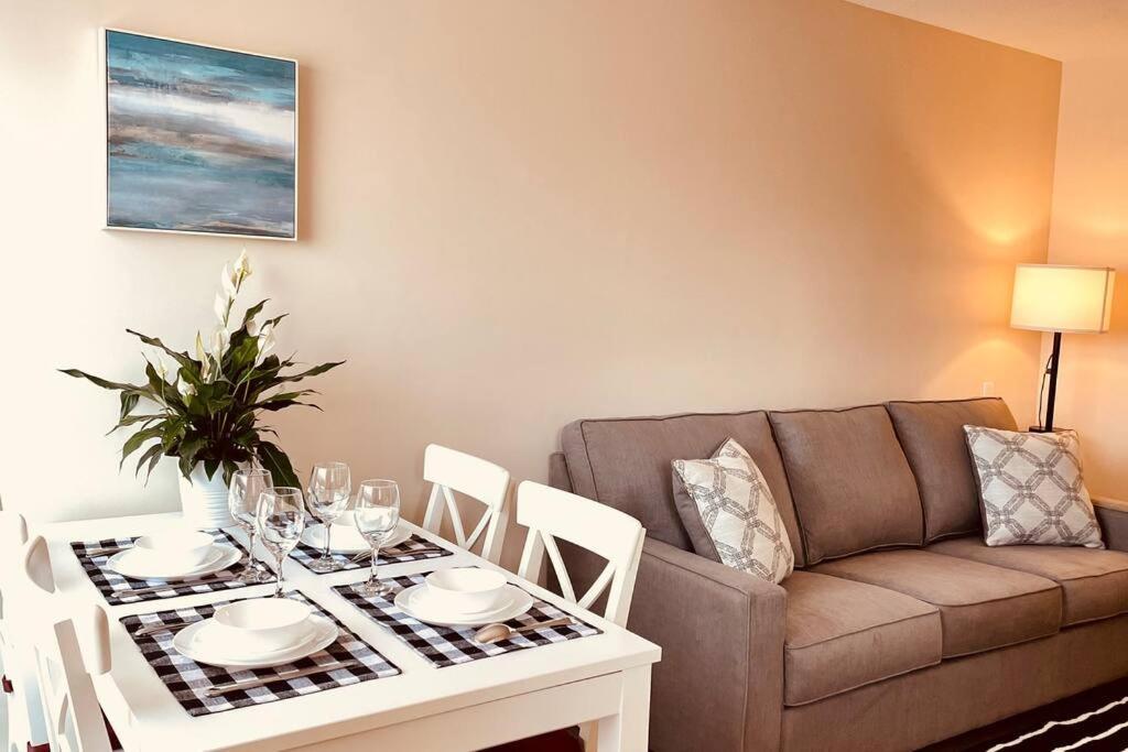 Unit #303 Mountain View 1Br In Canmore Downtown Eksteriør bilde